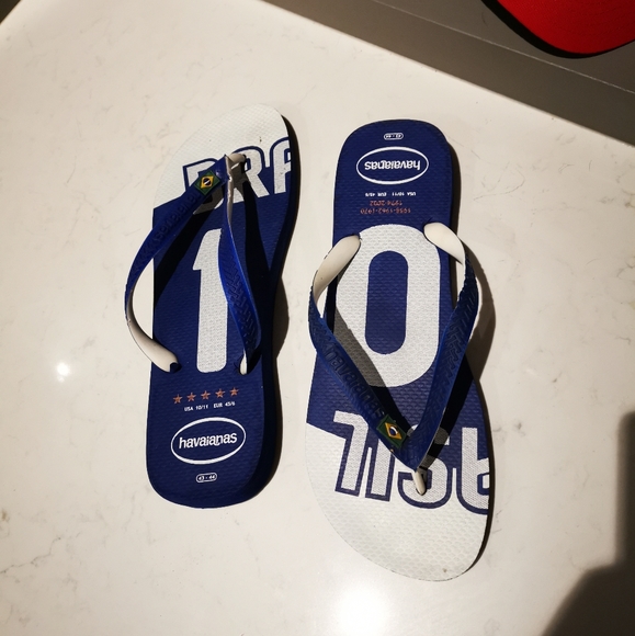 SOLD! Men's Havaianas flip flops - Picture 4 of 6